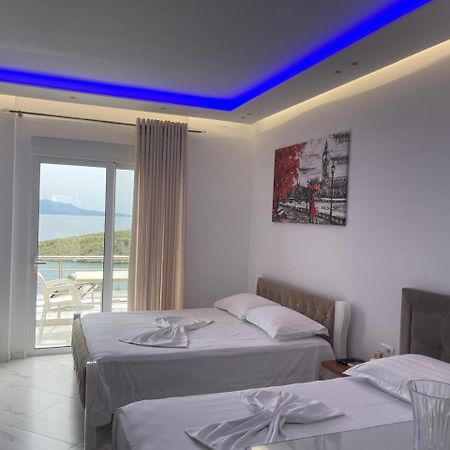 Villa Eden Breeze Sarandë Buitenkant foto