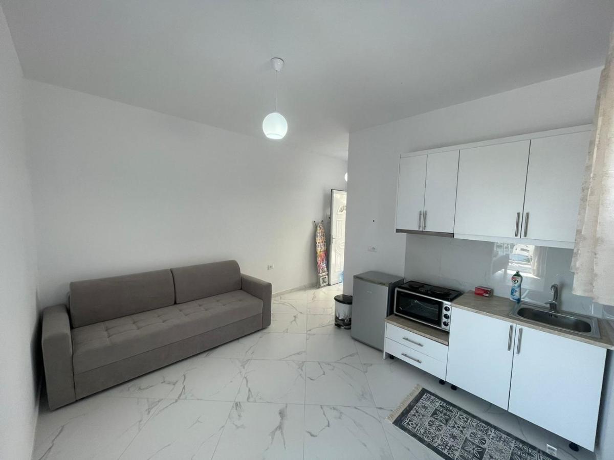 Villa Eden Breeze Sarandë Buitenkant foto