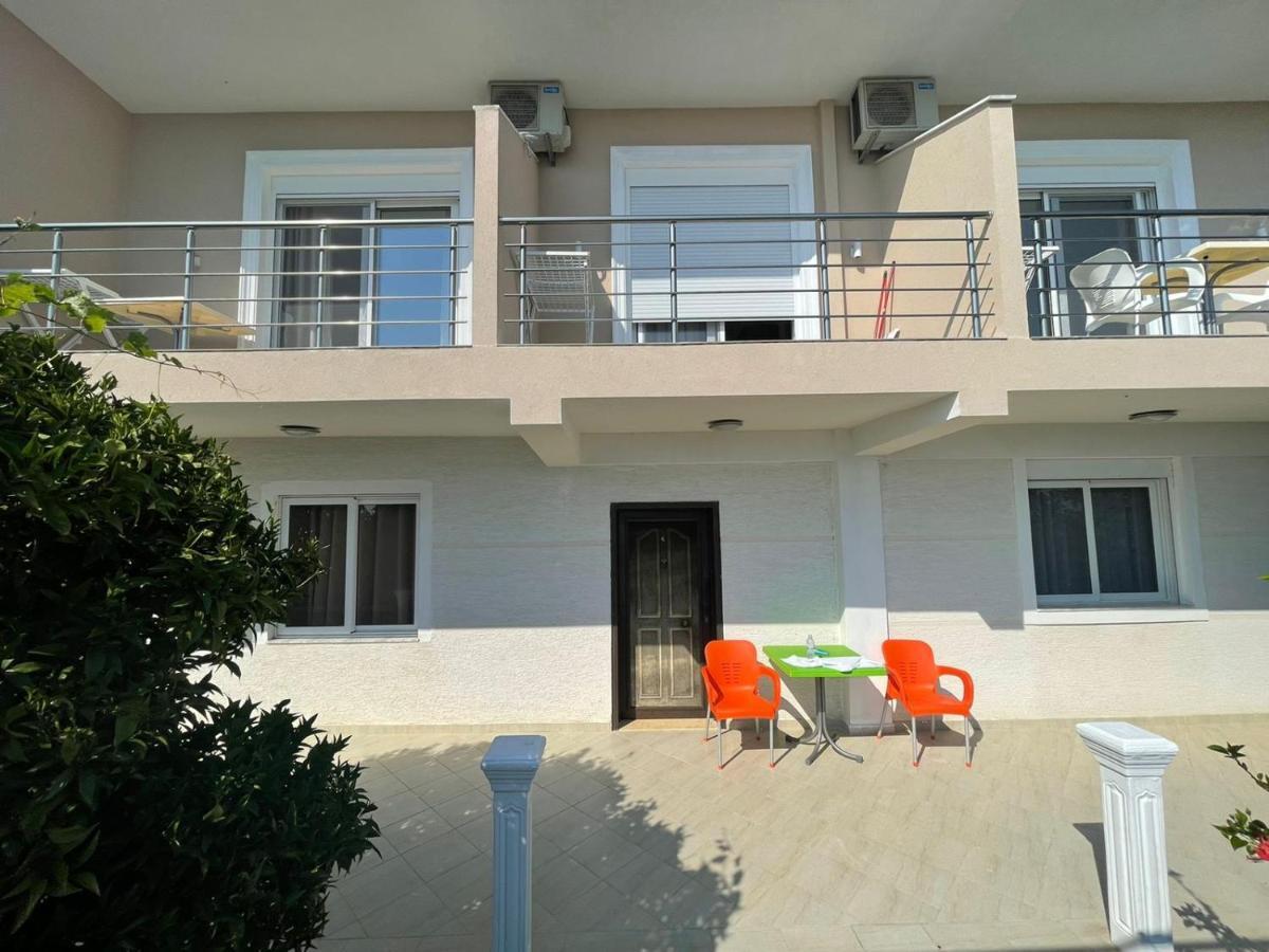Villa Eden Breeze Sarandë Buitenkant foto